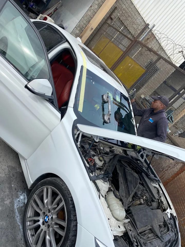 TheFix mobile mechanic working on a vehicle on site in Cape Town
